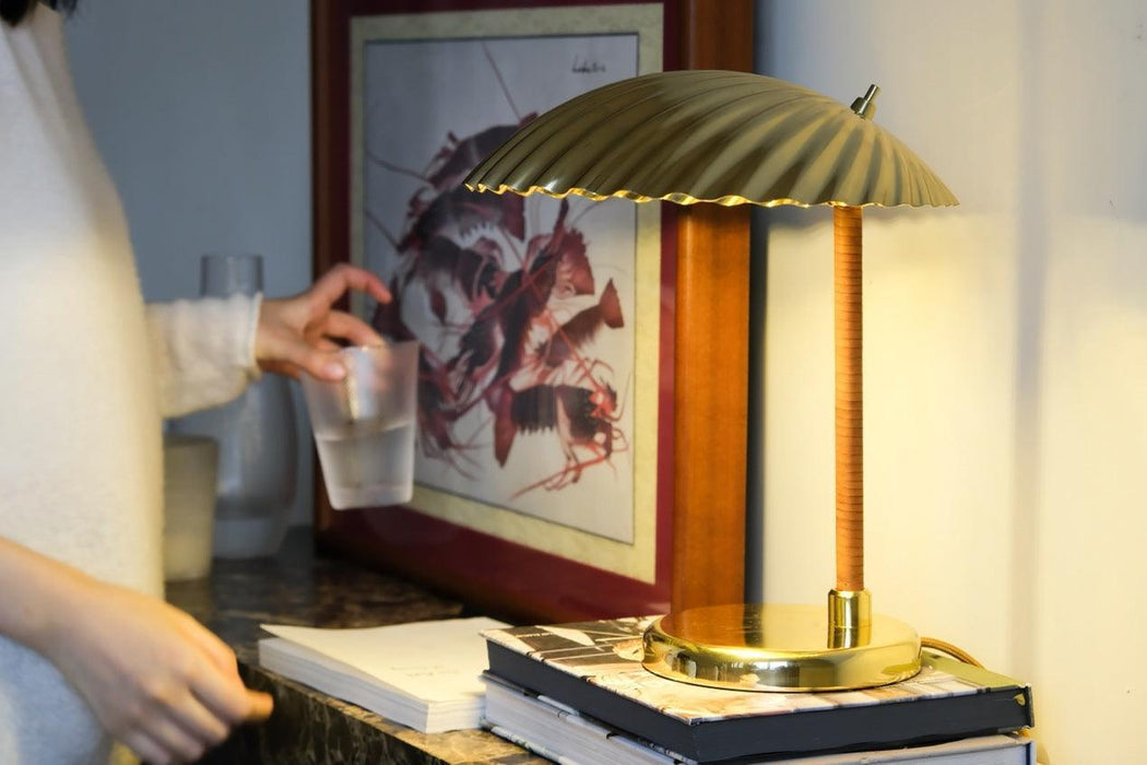 Brass Shell Table Lamp-DWHOME