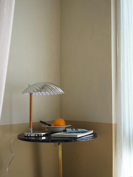 Brass Shell Table Lamp-DWHOME
