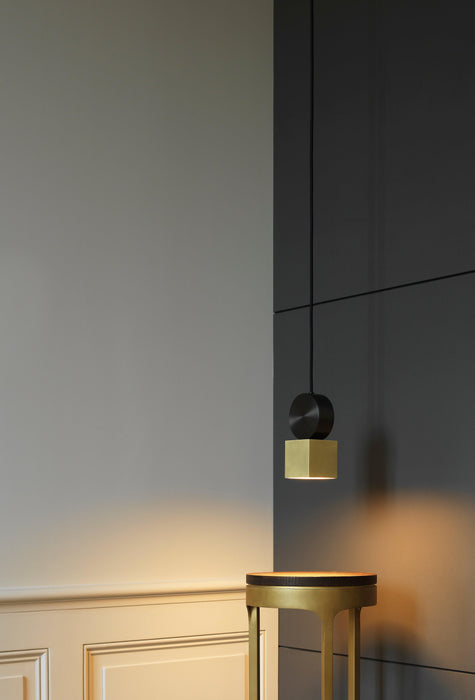 Cale Pendant Collection-DWHOME