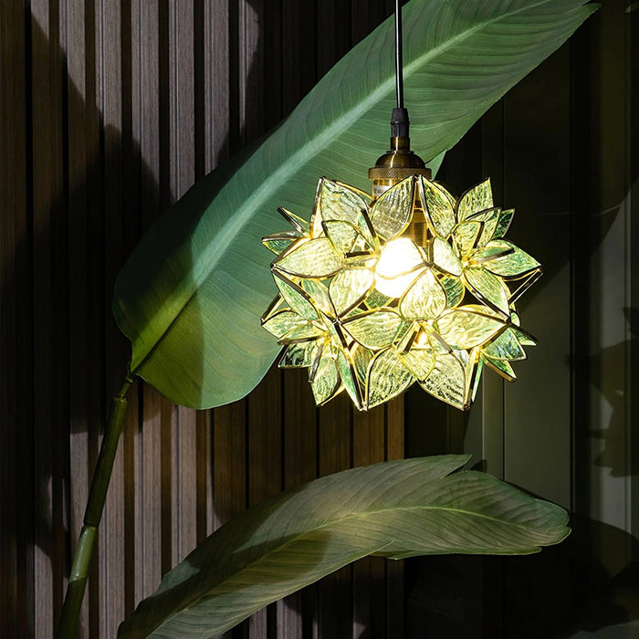 Capiz Pendant Lamp.