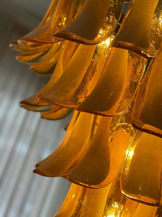 Caramello Petal Chandelier-DWHOME