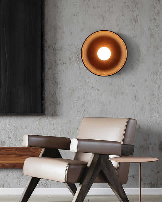 Centric Wall Lamp.