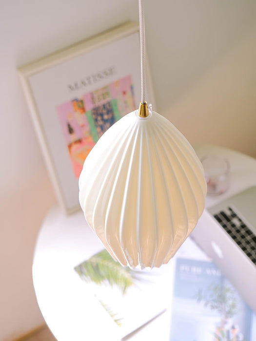 Ceramic Ribbed Pendant Light-DWHOME