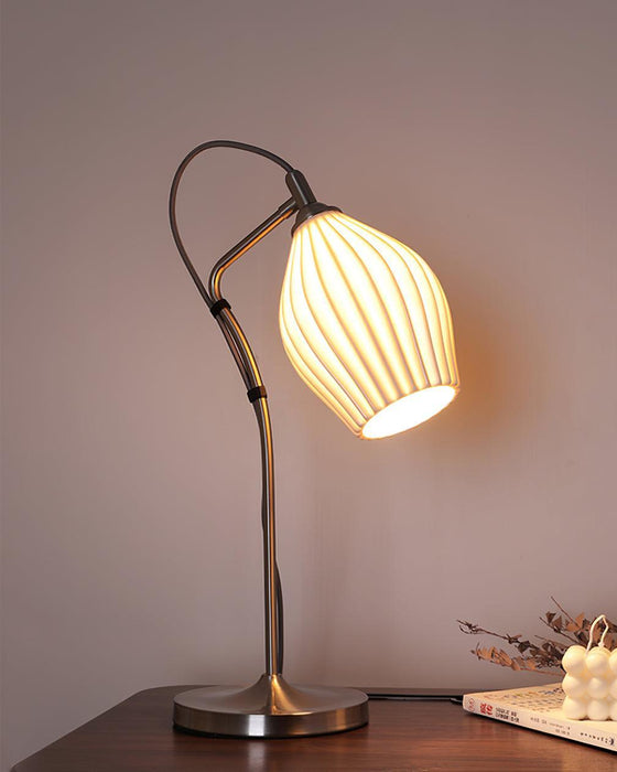 Ceramic Ribbed Table Lamp-DWHOME