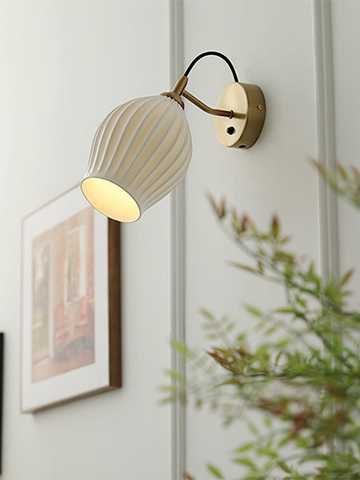 Ceramic Ribbed Wall light - DWHOME