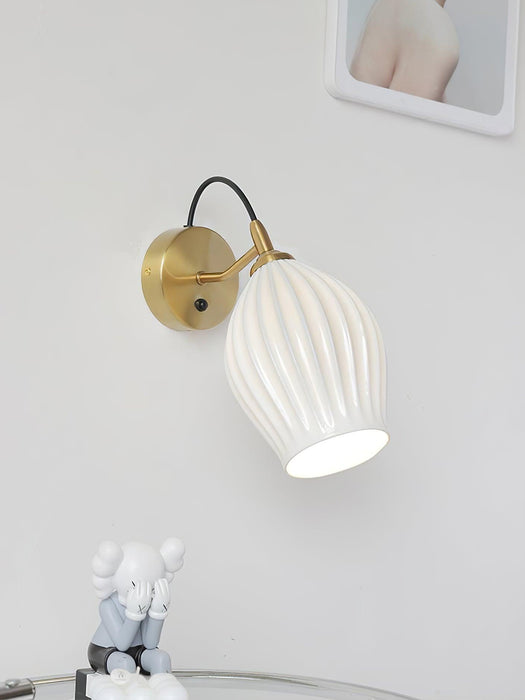 Ceramic Ribbed Wall light - Vakkerlight