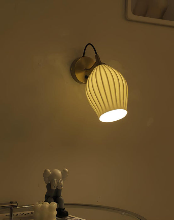 Ceramic Ribbed Wall light - DWHOME