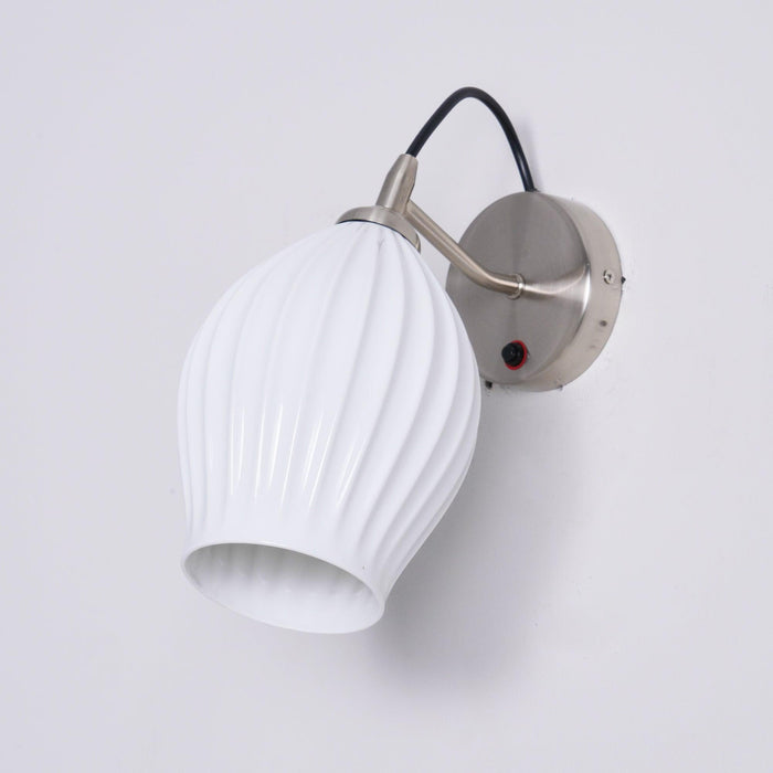 Ceramic Ribbed Wall light - DWHOME