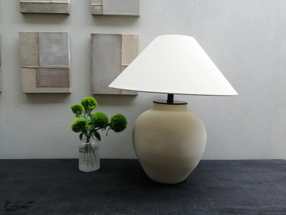 Decker Table Lamp - DWHOME