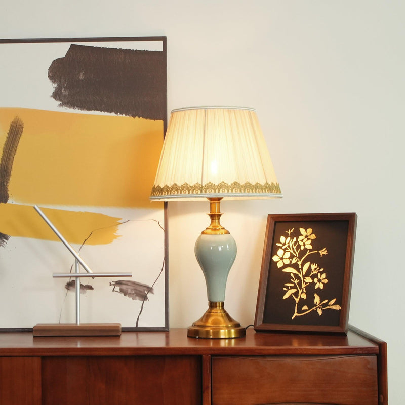 Chaslyn Desk Lamp-DWHOME