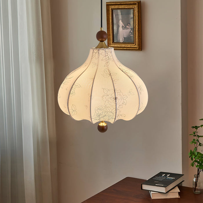 Chestnut Bloom Pendant Lamp.