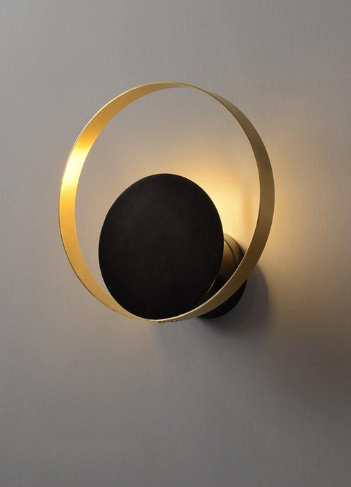 Circle Wall Lamp.