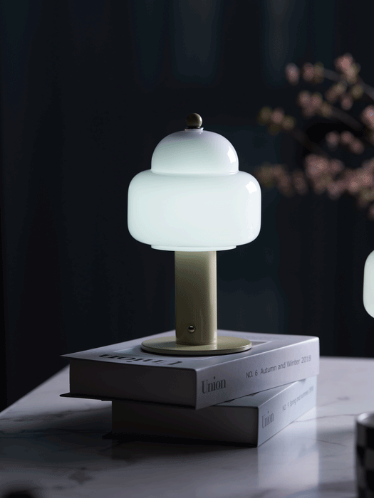 Cloud Dome Table Lamp-DWHOME