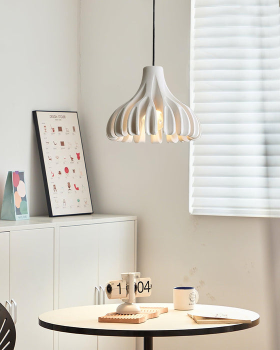 Coral Resin Pendant Lamp.