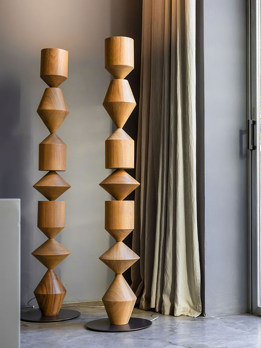 Costantina Floor Lamp.