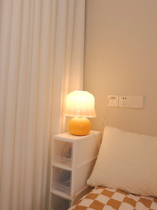 Creamy Mushroom Table Lamp-DWHOME