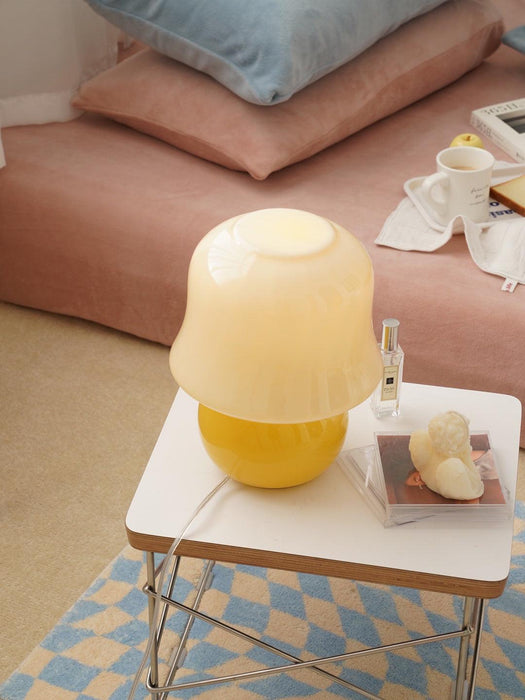 Creamy Mushroom Table Lamp-DWHOME
