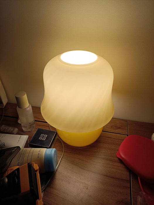 Creamy Mushroom Table Lamp-DWHOME