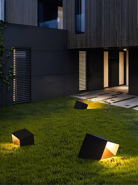Cube Garden Outdoor Light-DWHOME