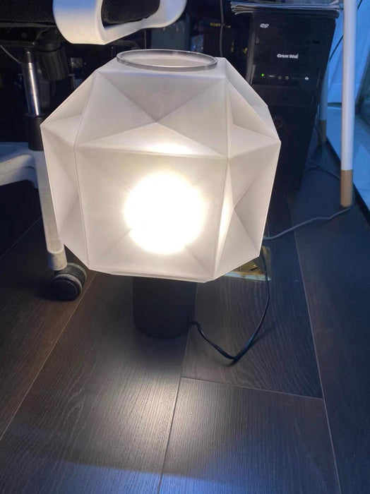 Cubo Table Lamp - DWHOME