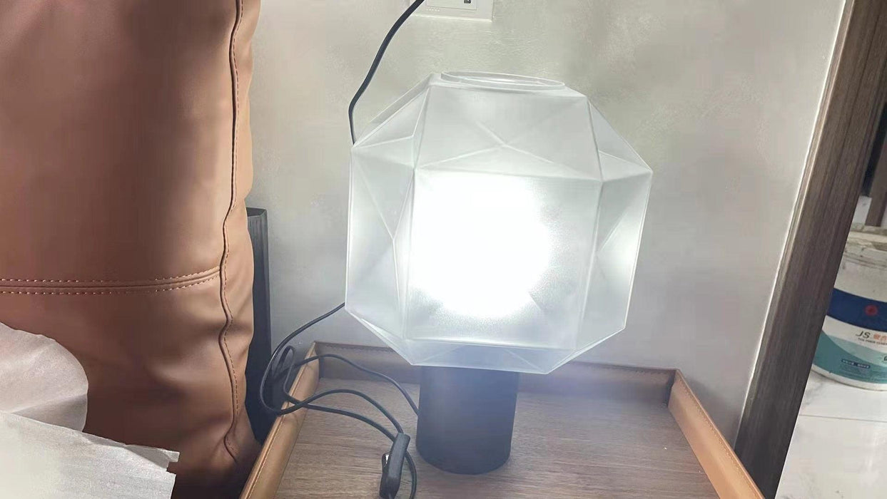 Cubo Table Lamp - DWHOME