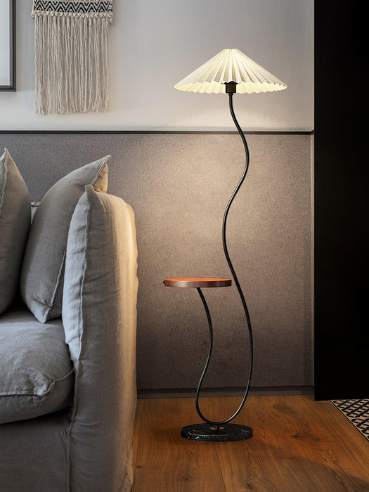 Curvatura Floor Lamp - Vakkerlight