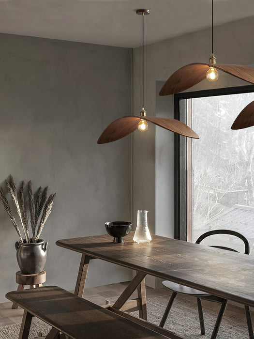 Curve Wooden Pendant Lamp.