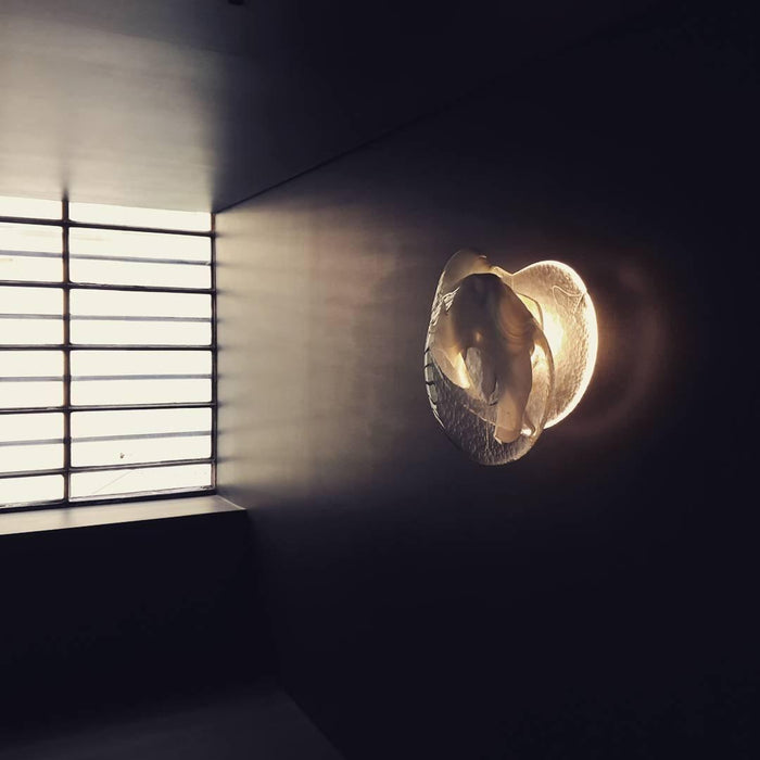 DC1725 Wall Lamp.