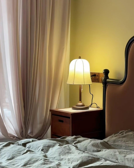Daphne Table Lamp-DWHOME