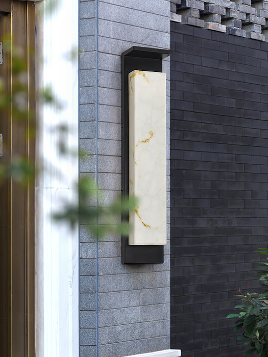 Delaney Outdoor Wall Light-DWHOME