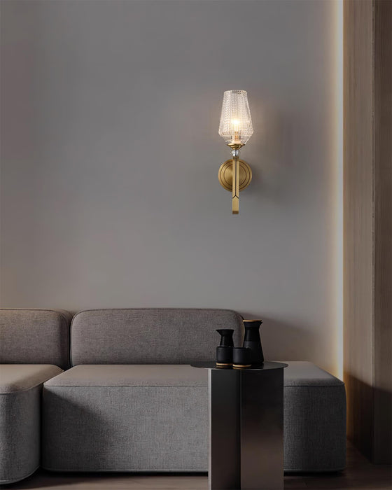 Devora Brass Wall Lamp - Vakkerlight