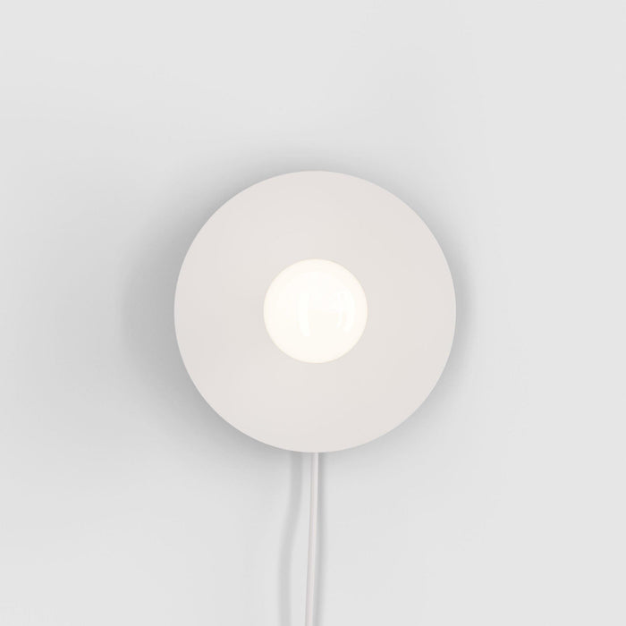 Dot Wall Lamp.