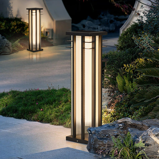 Double Axis Outdoor Post Lamp.