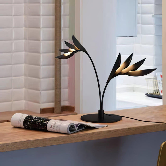 Double Leaf Table Lamp-DWHOME