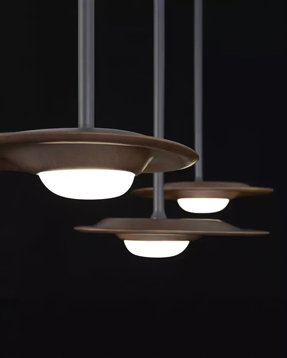 Horizon Eaves Pendant Lamp.