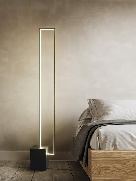 Edge Floor Lamp.