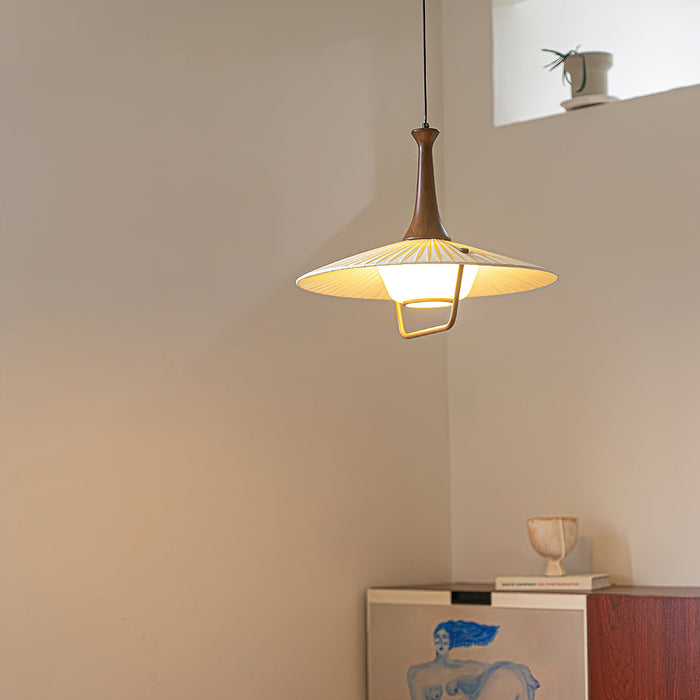 Eikon Pendant Lamp.