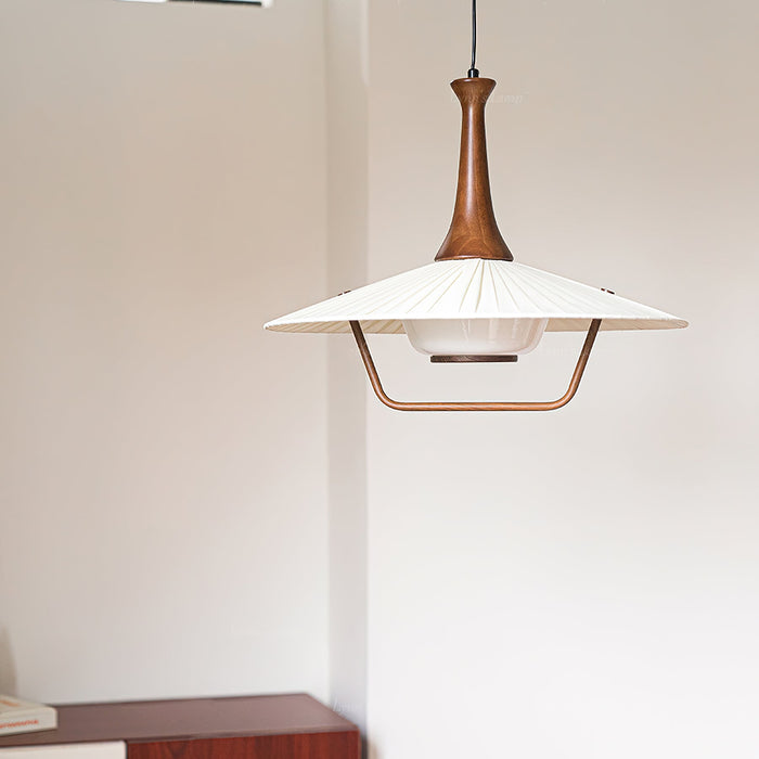 Eikon Pendant Lamp.