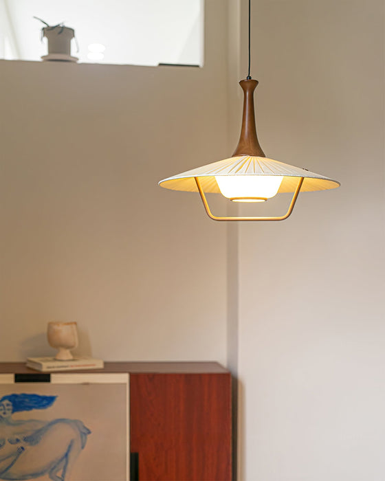 Eikon Pendant Lamp.