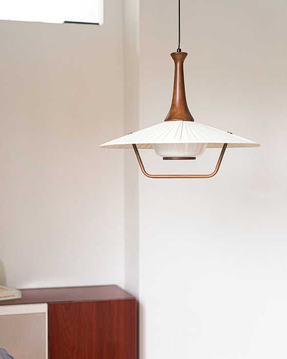 Eikon Pendant Lamp.