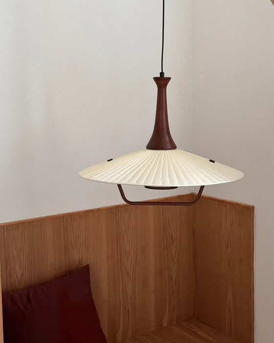 Eikon Pendant Lamp.