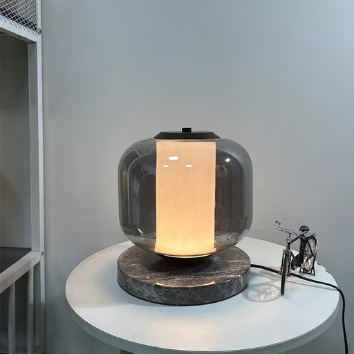 Lampe de table Eira en marbre - DWHOME