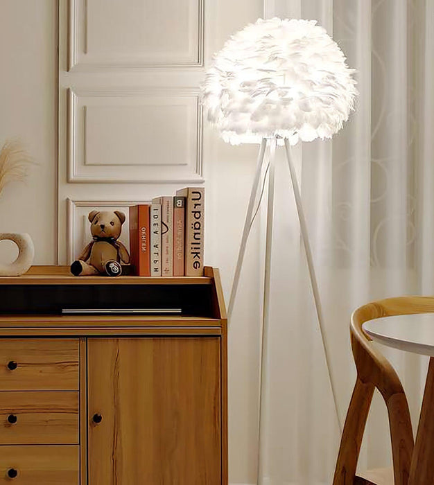 Eos Feather Floor Lamp-DWHOME