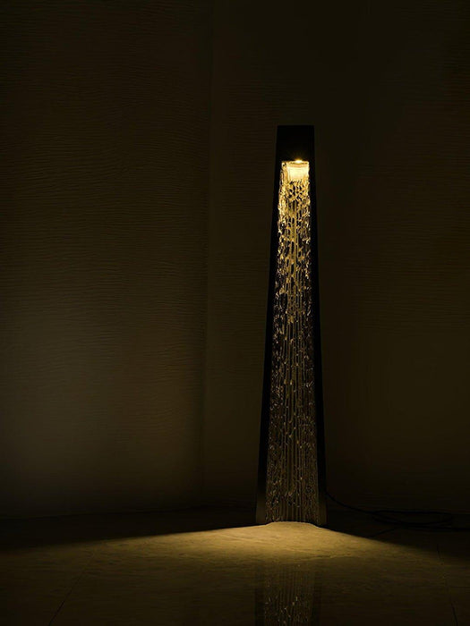 Estela Floor Lamp - DWHOME