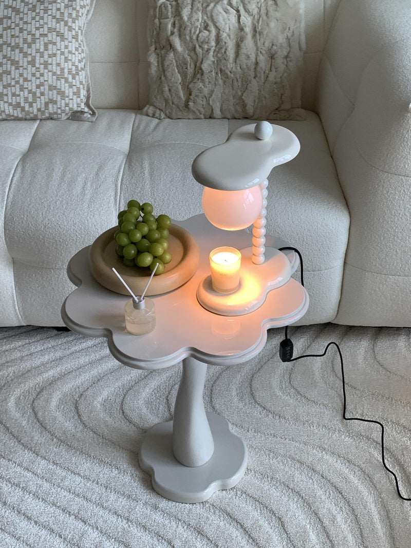 Everalda Metal Table Lamp-DWHOME