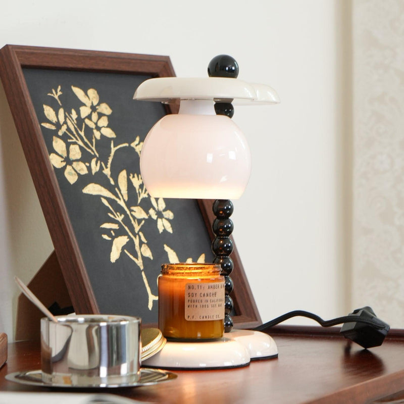 Everalda Metal Table Lamp-DWHOME