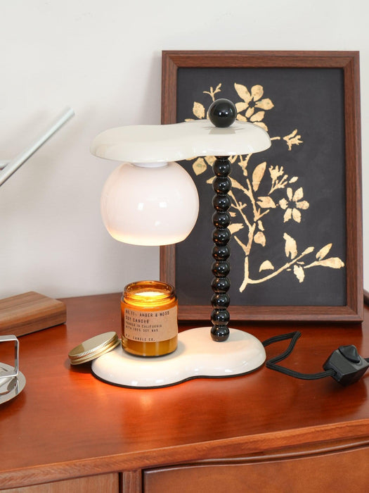 Everalda Metal Table Lamp-DWHOME