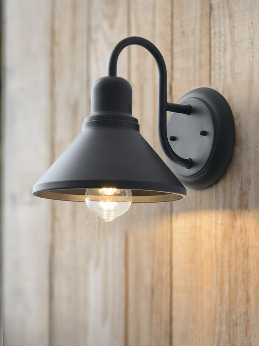 Fable Outdoor Wall Lamp.