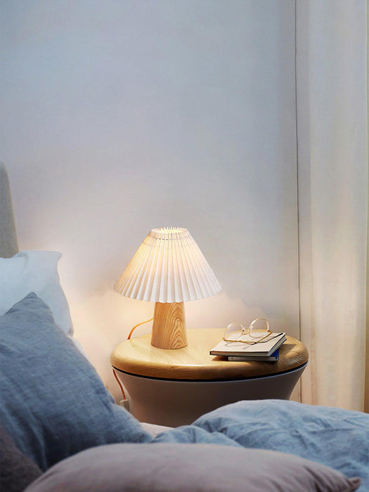 Facet Table Lamp-DWHOME
