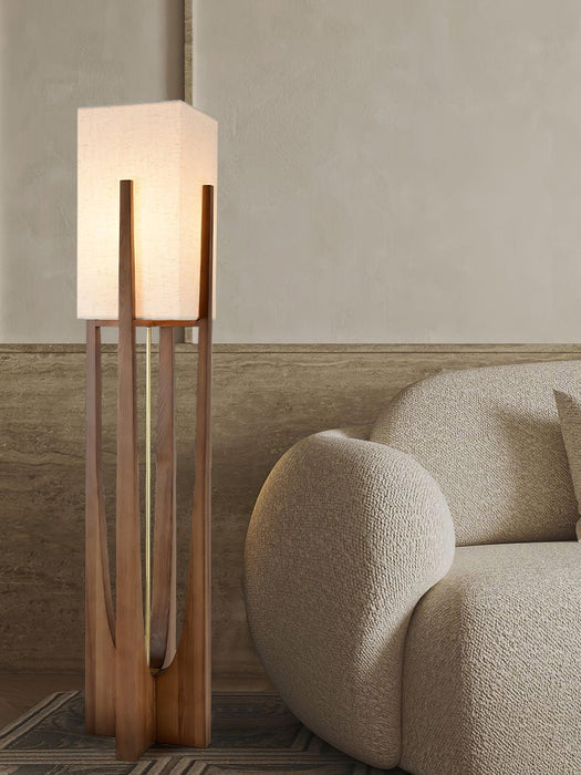 Fairbanks Floor Lamp - Vakkerlight